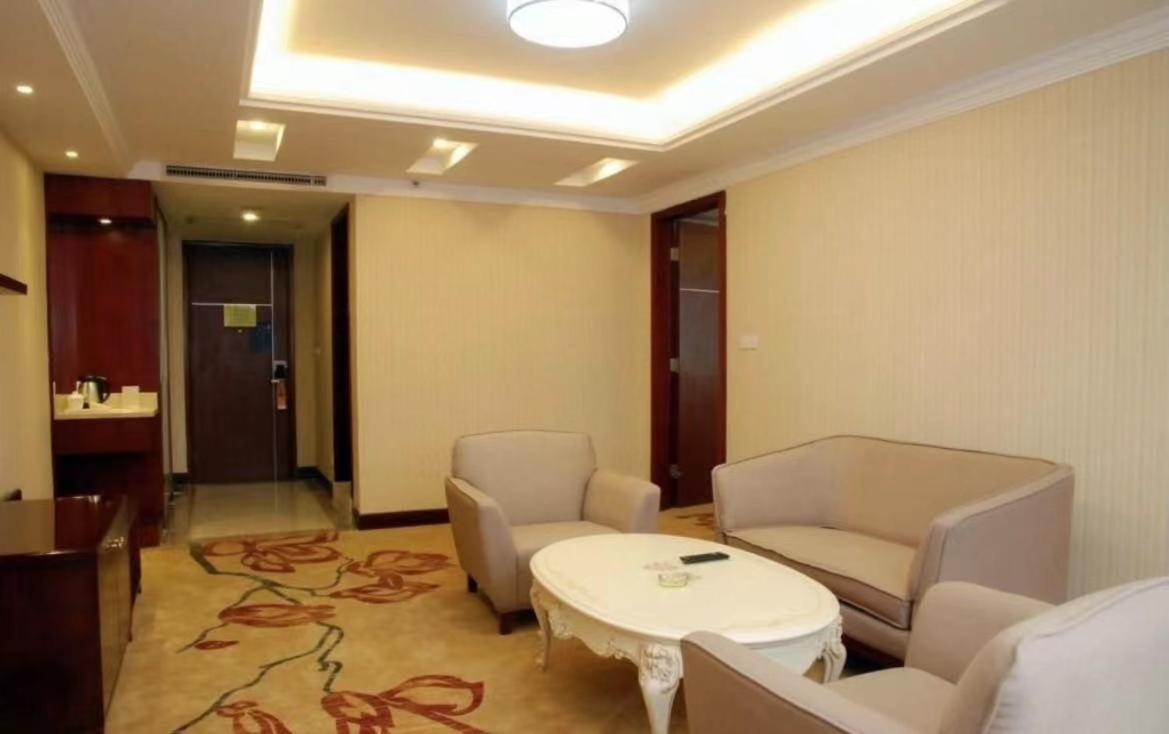Vienna Hotel Dongguan Houjie Exhibition Center Exterior foto