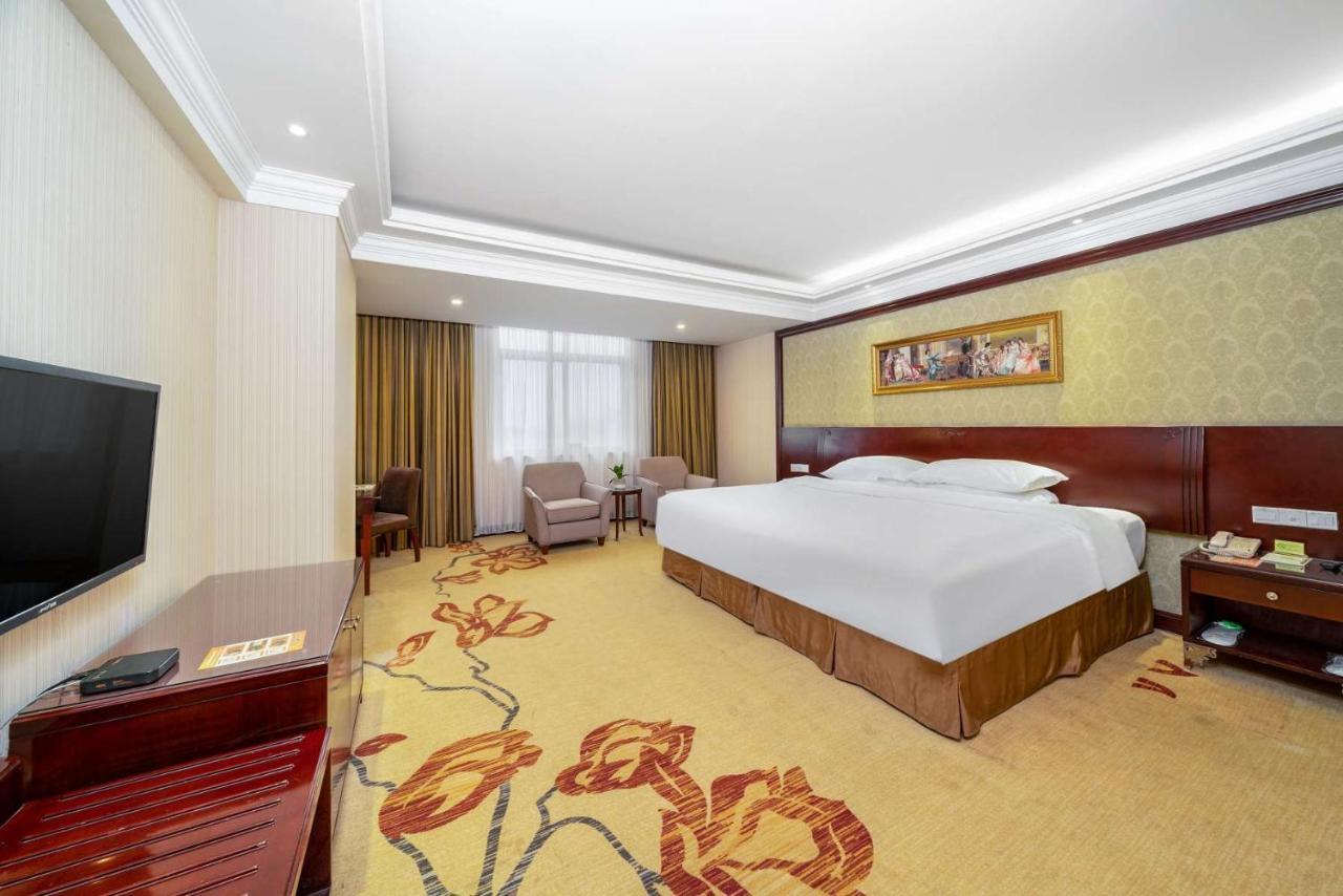Vienna Hotel Dongguan Houjie Exhibition Center Exterior foto