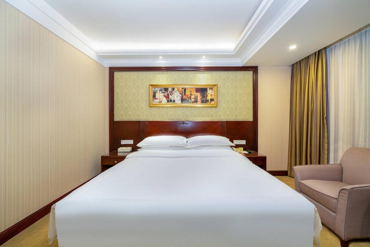 Vienna Hotel Dongguan Houjie Exhibition Center Exterior foto