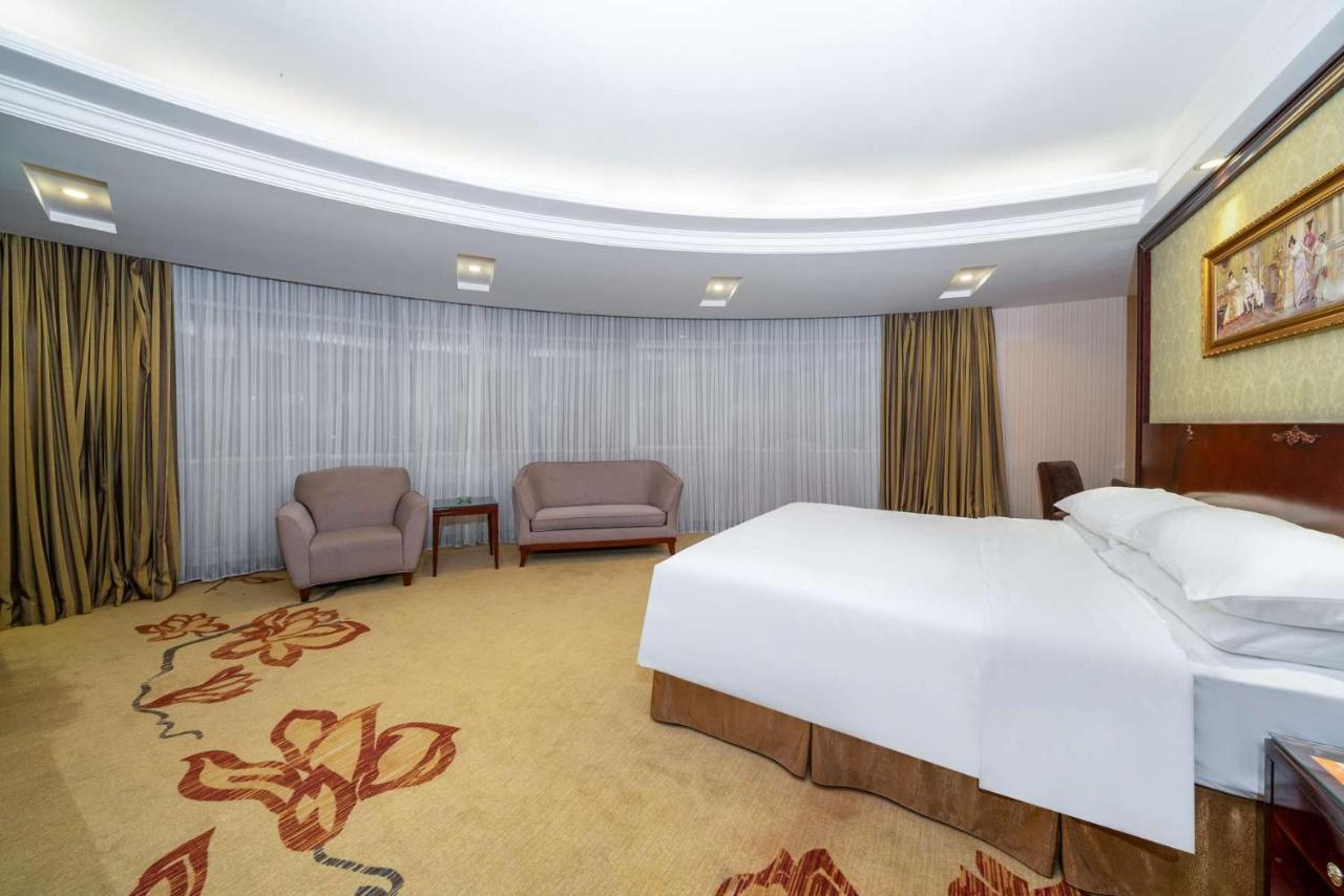 Vienna Hotel Dongguan Houjie Exhibition Center Exterior foto