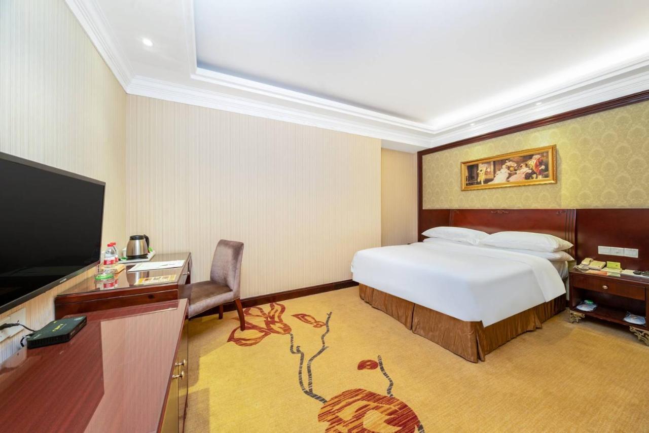 Vienna Hotel Dongguan Houjie Exhibition Center Exterior foto